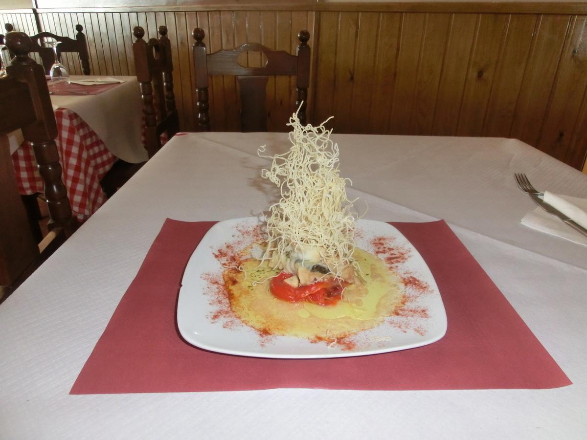 Hostal Jaime I Huesca Bagian luar foto