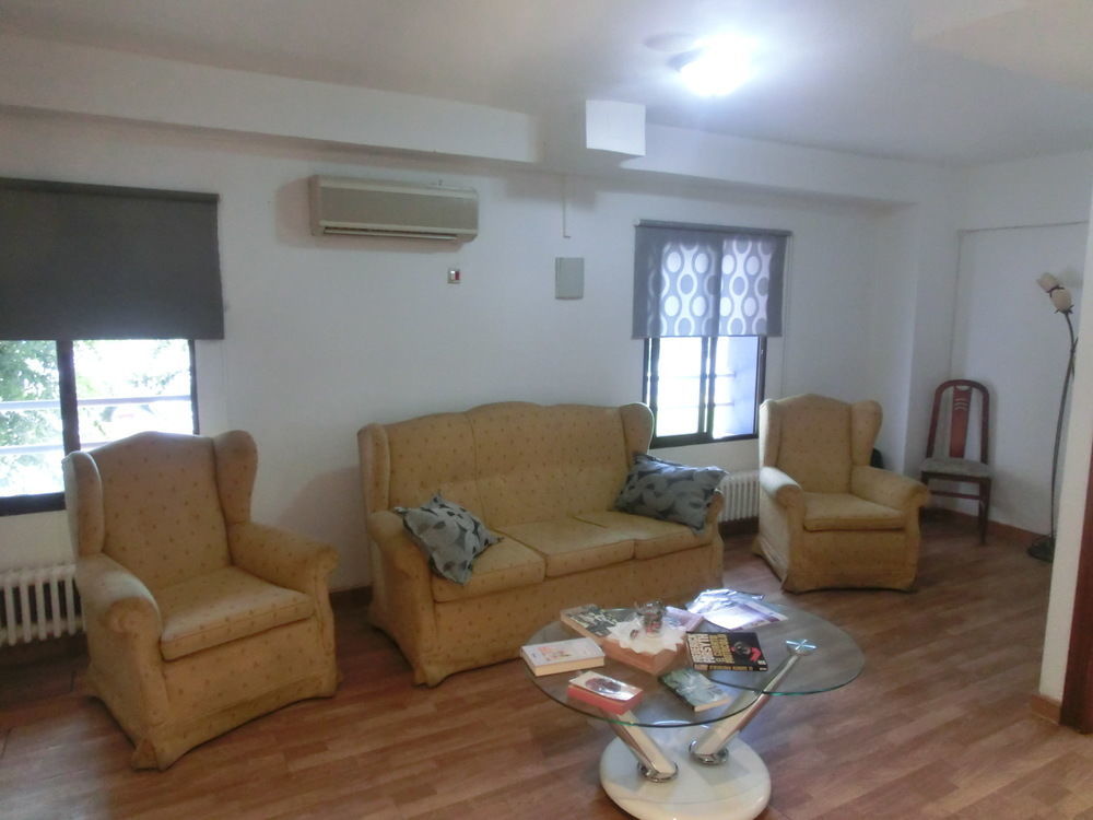 Hostal Jaime I Huesca Bagian luar foto